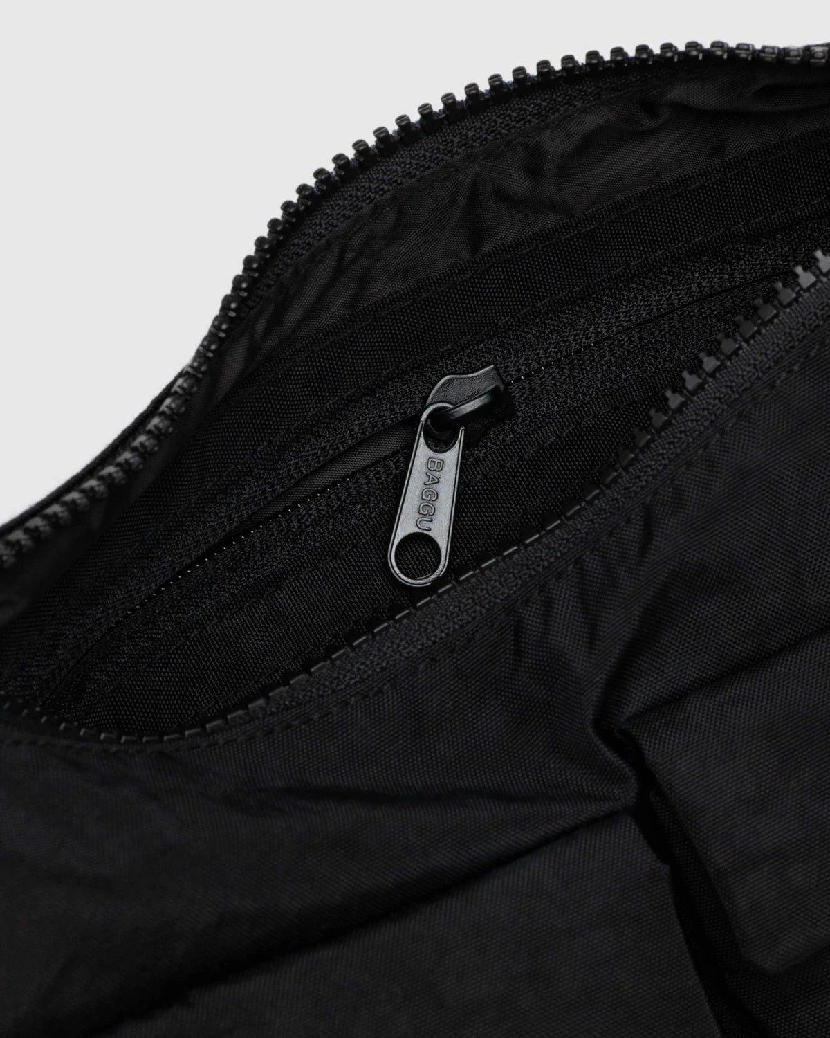Baggu Cargo Shoulder Bag - Black